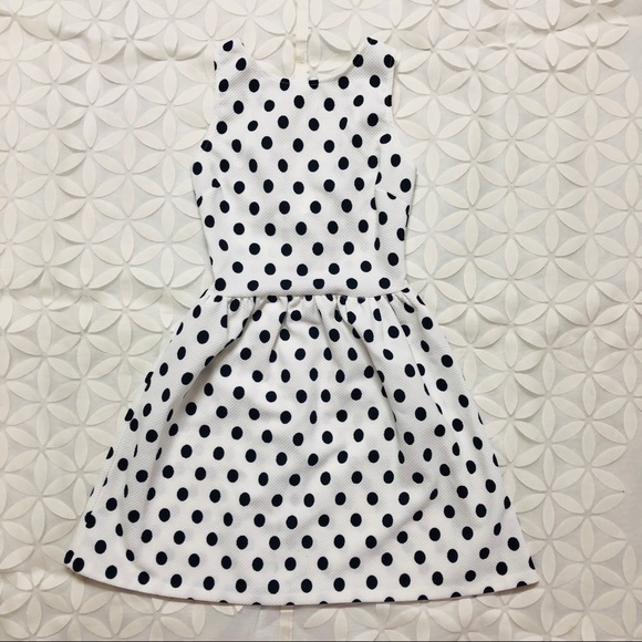 (XS) RED Dress NWT - Picture 1 of 4